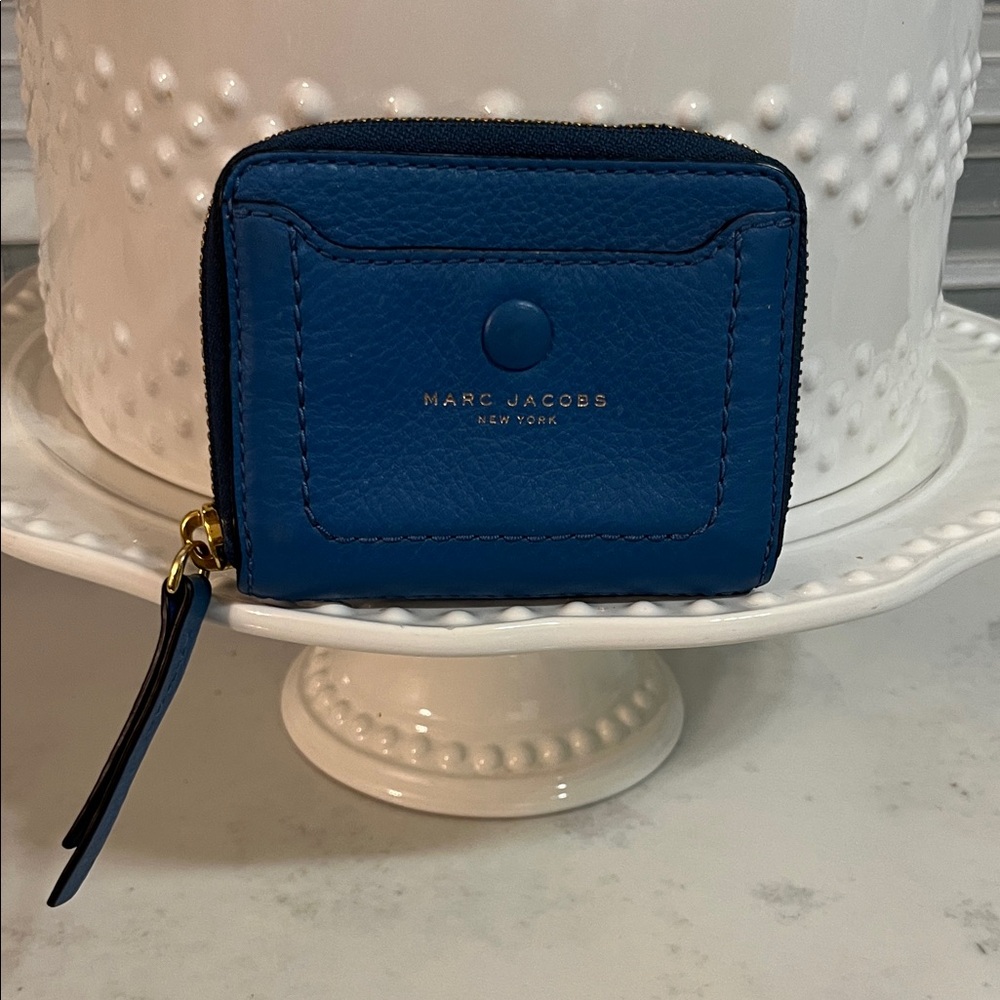 Marc Jacobs Navy Pebbled Leather Zip Card Case